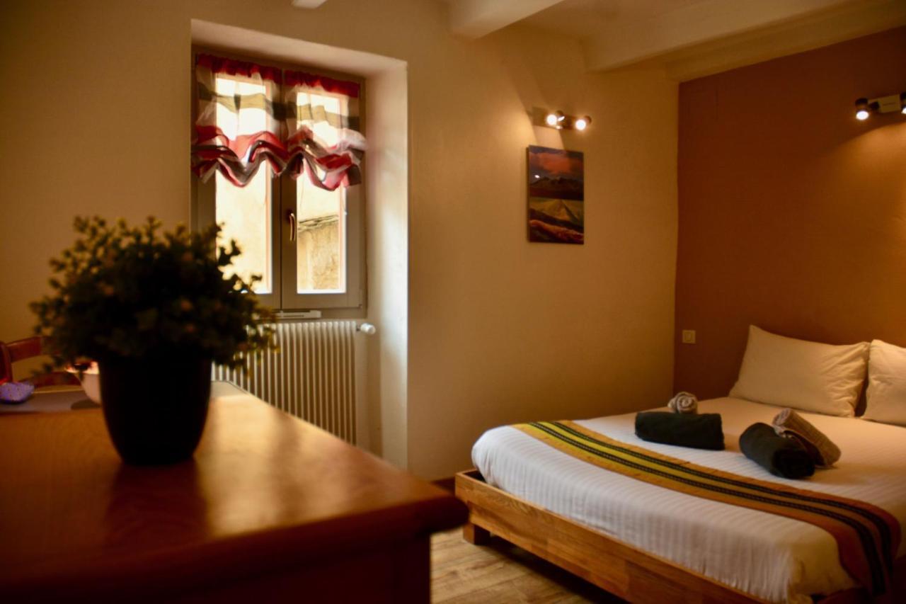 Auberge Saint Martin La Brigue Dış mekan fotoğraf